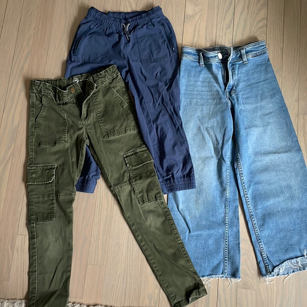 Size 9/10 bottoms